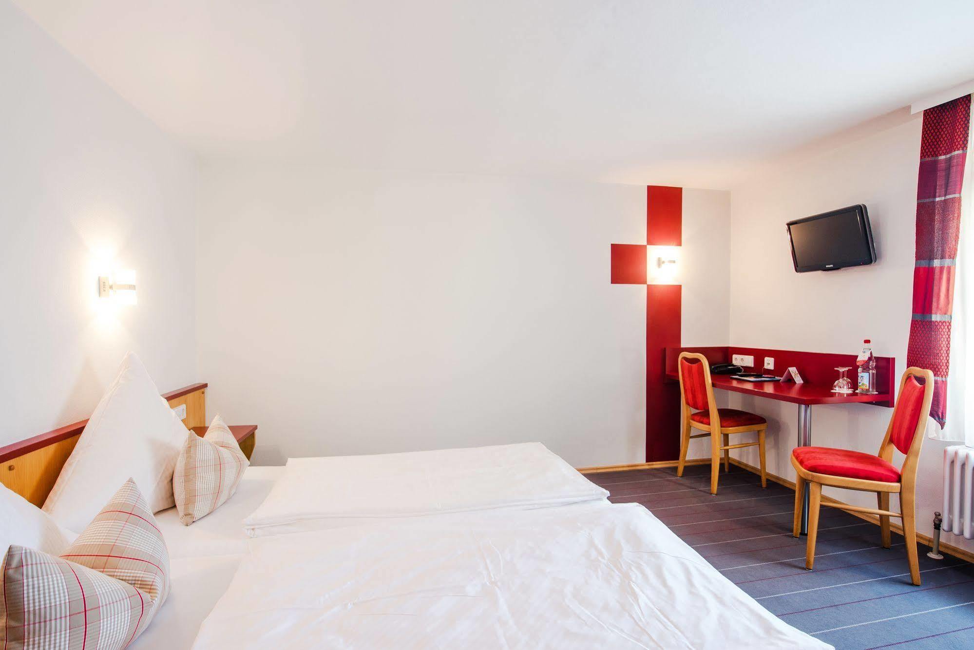 Zum Rössle Hotel 3*